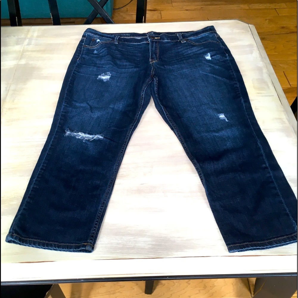 Ladies Distressed Jeans Size 32/14
